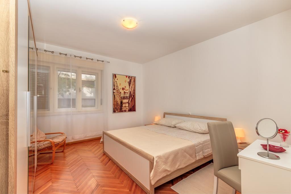 Apartment Barbaresko Split Eksteriør bilde