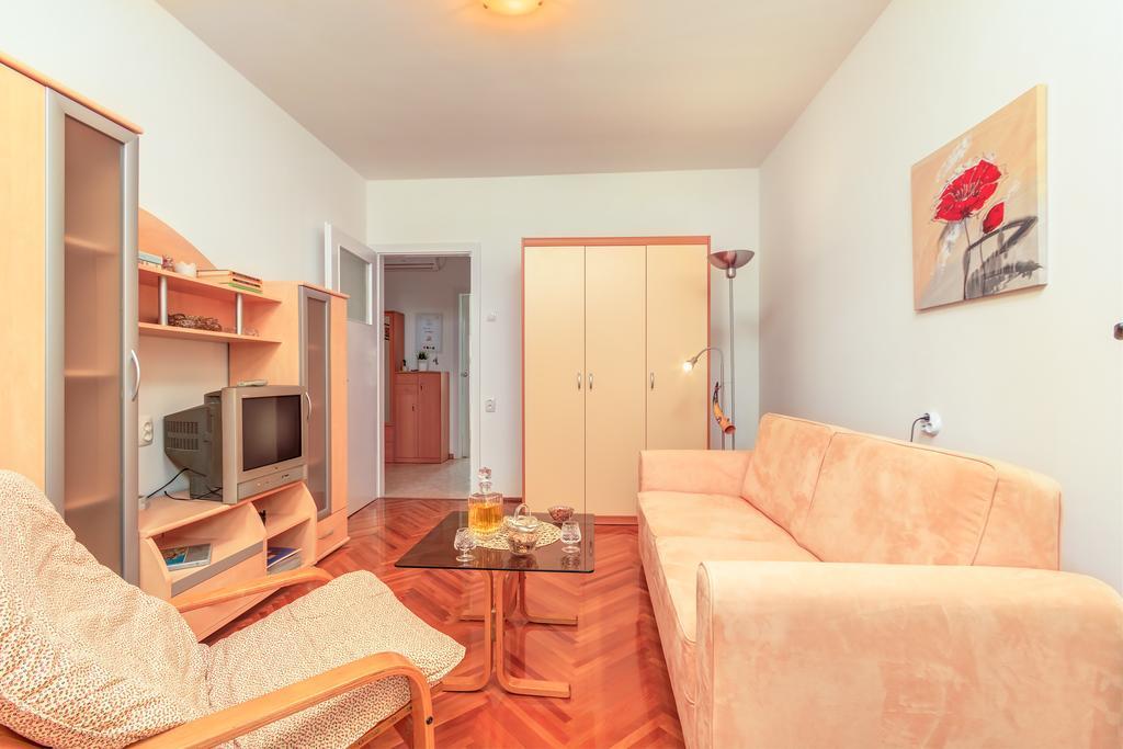 Apartment Barbaresko Split Eksteriør bilde