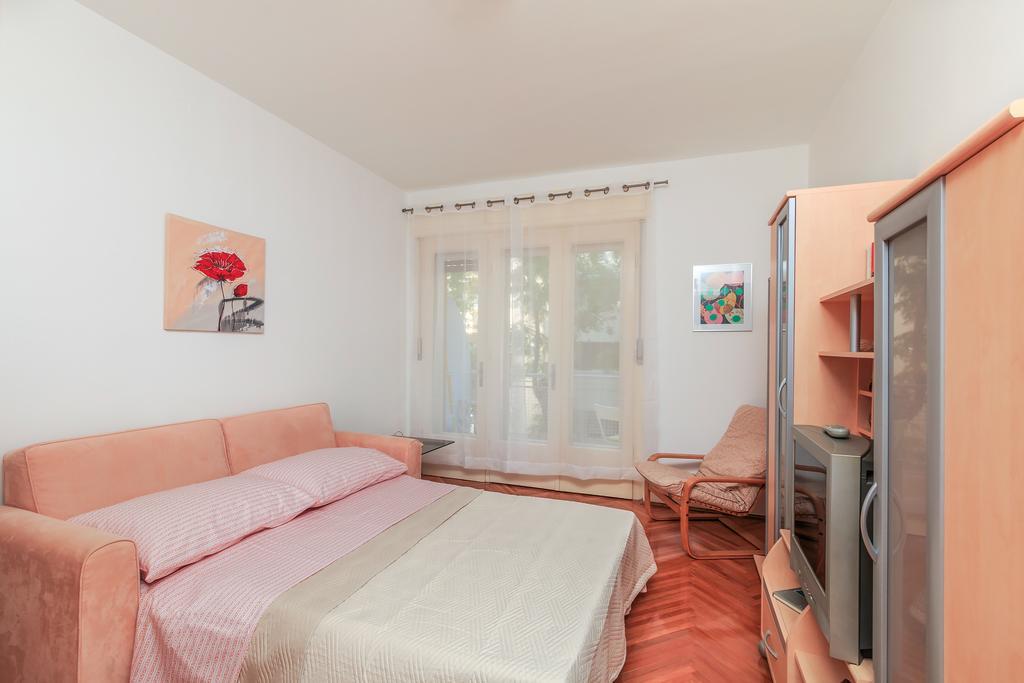 Apartment Barbaresko Split Eksteriør bilde